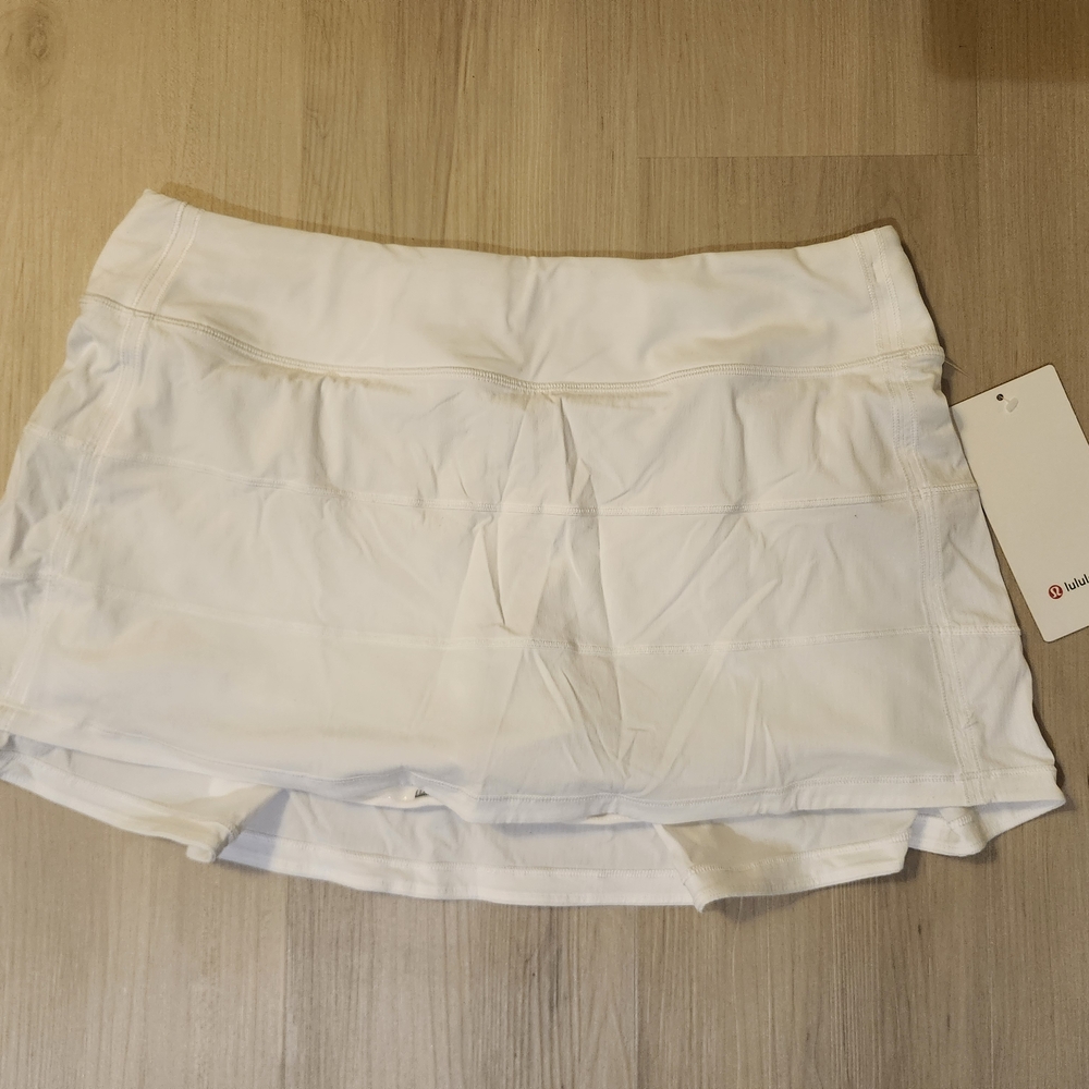 Lululemon Athletica White Skorts for Active Wear